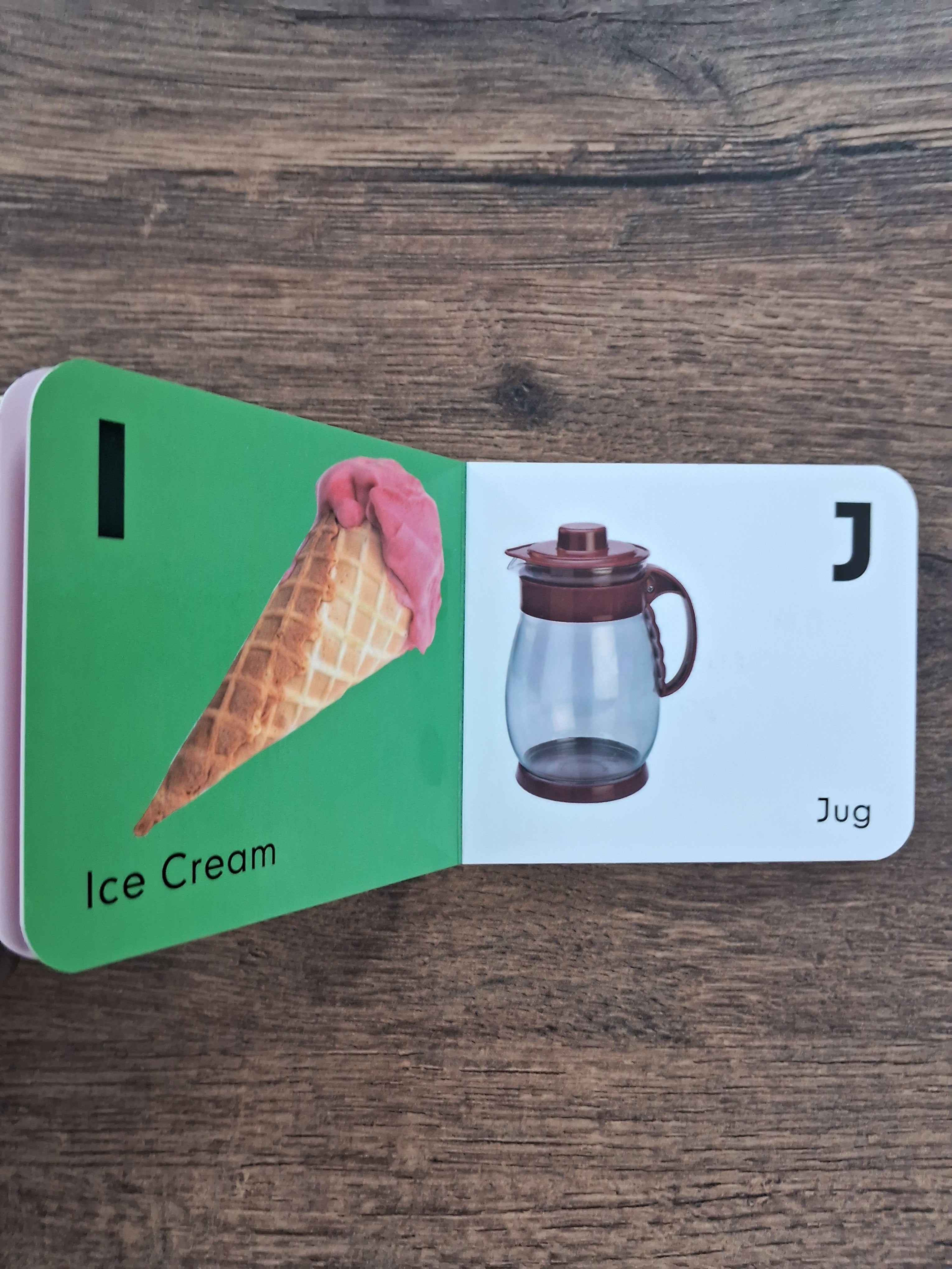 A To Z Upper Case - Board Book