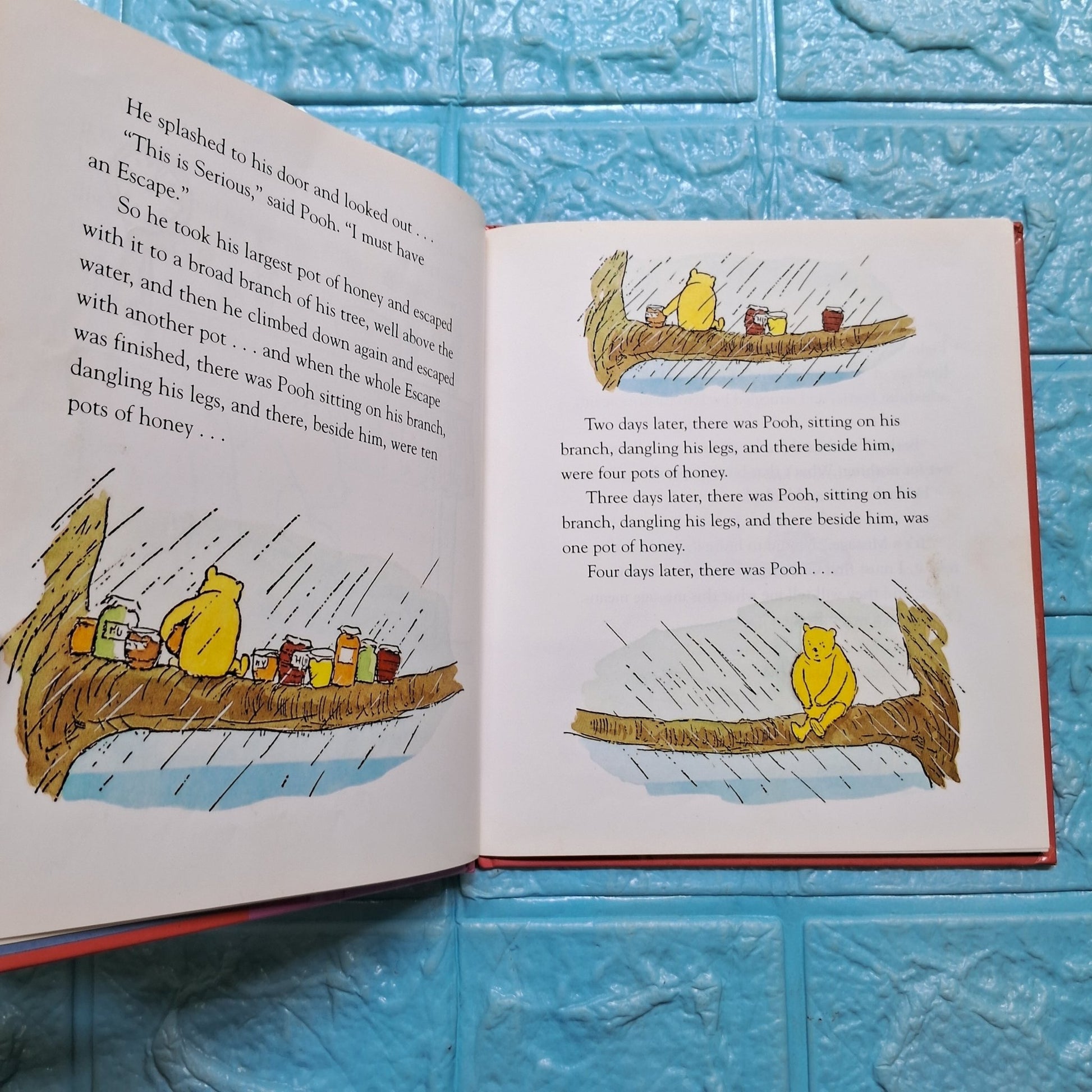 Winnie the Pooh Piglet is Rescued - Very Good Condition Hardcover - We Are Turners