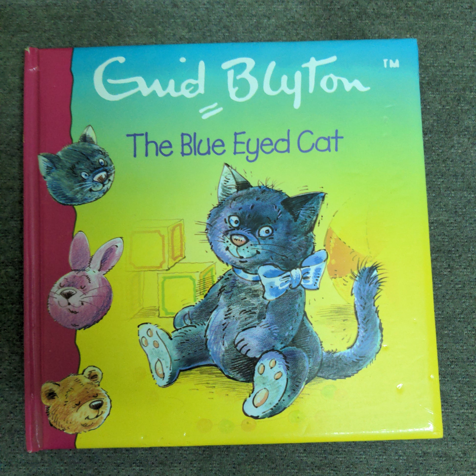 Enid Blyton - The Blue Eyed Cat