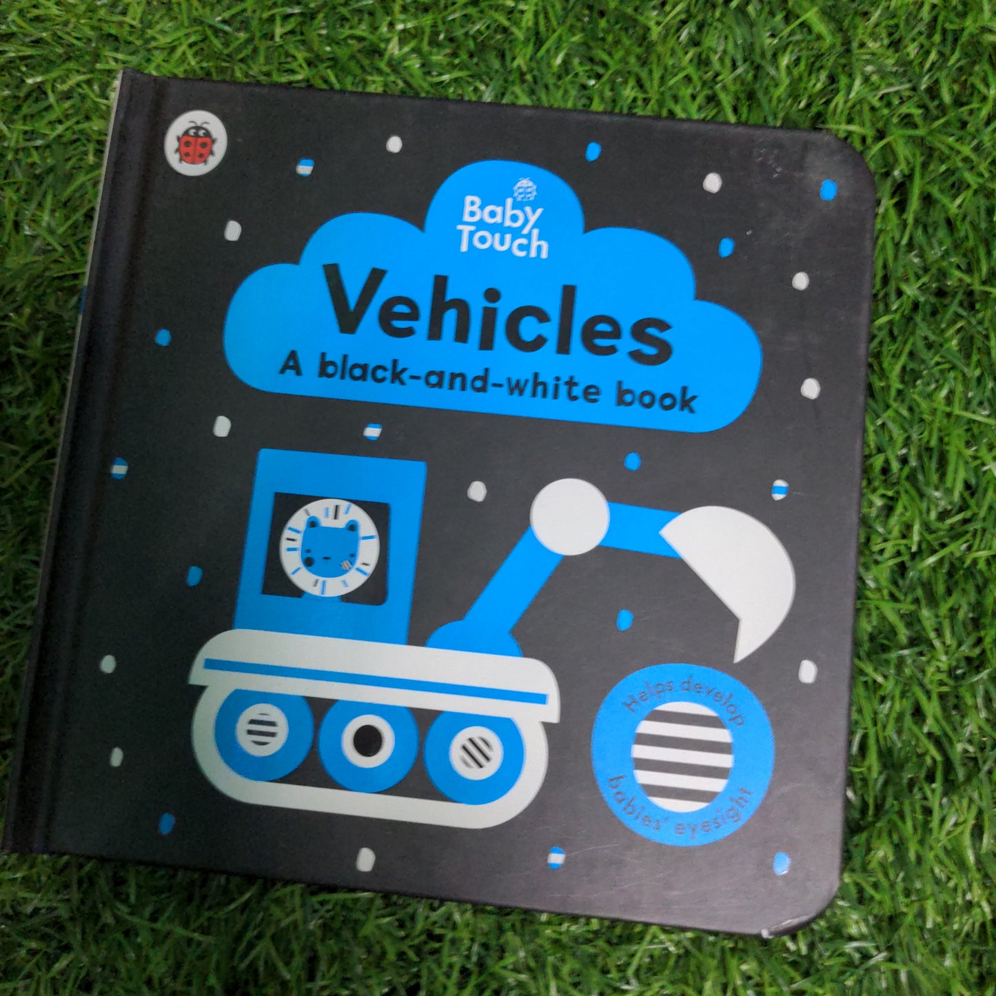 Baby Touch: Vehicles: A Black-and-White Book