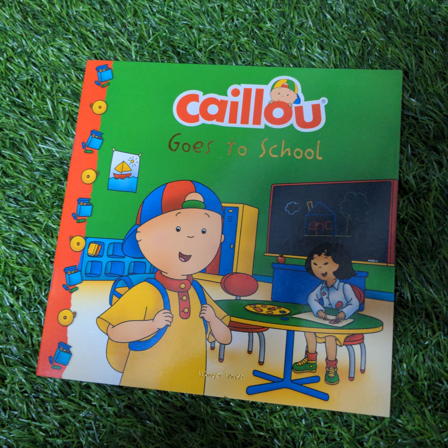 Caillou-Goes to School